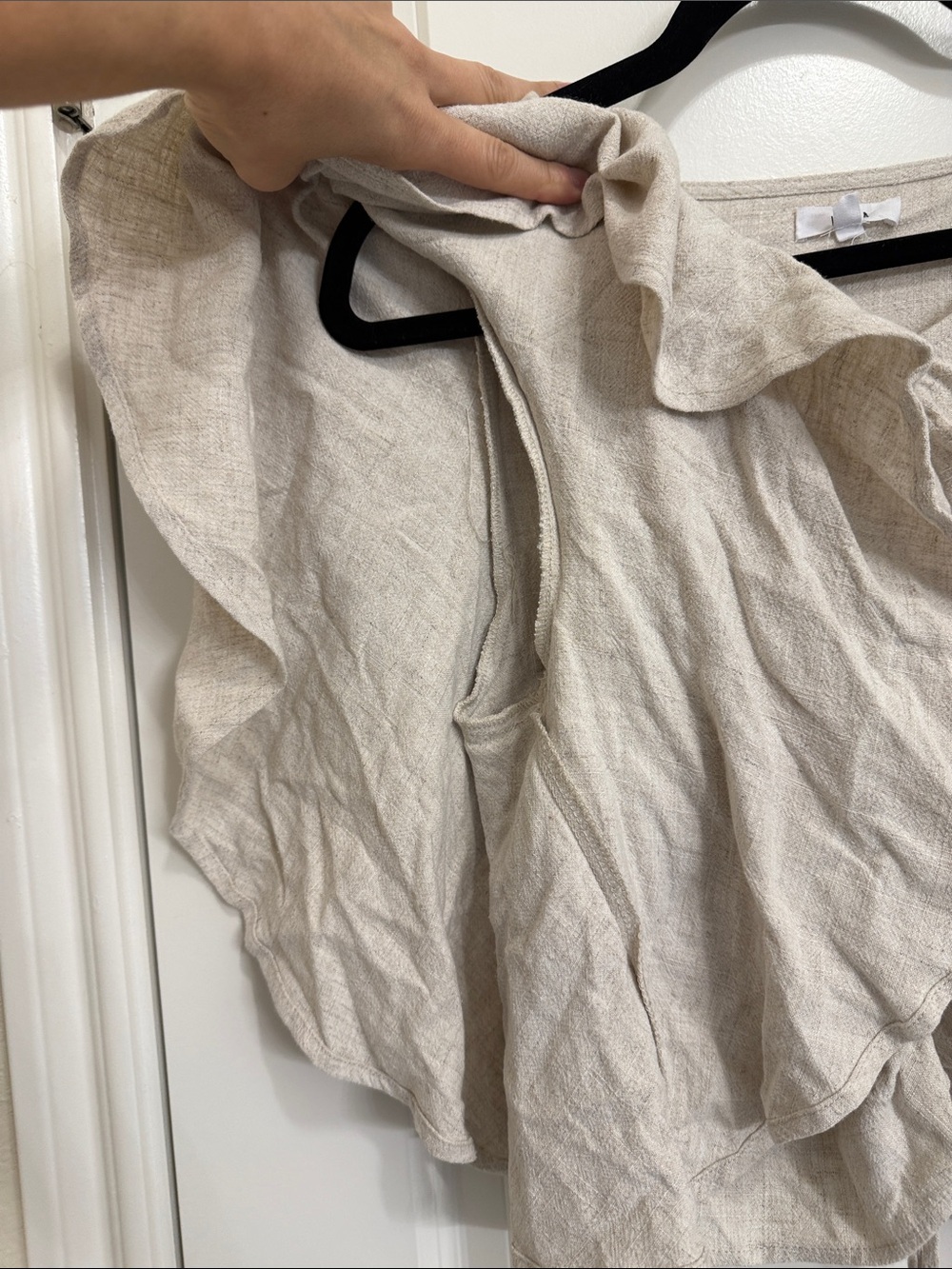 Neutral Cream Ruffle-Sleeve Drawstring Crop Blouse - Picture 4 of 7